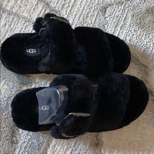 Brand new ugg slides !! Size 8
